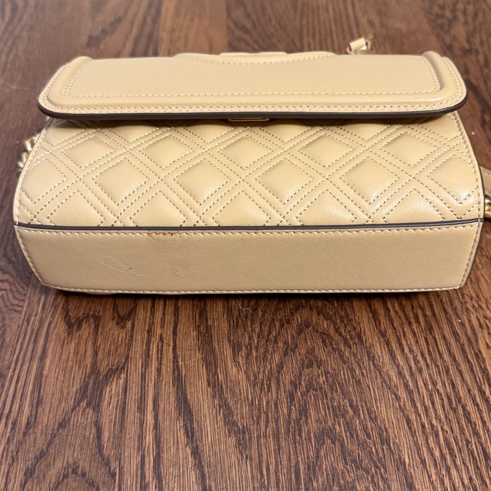 Tory Burch Beige Crossbody or clutch purse with Gold Chain - Picture 8 of 13